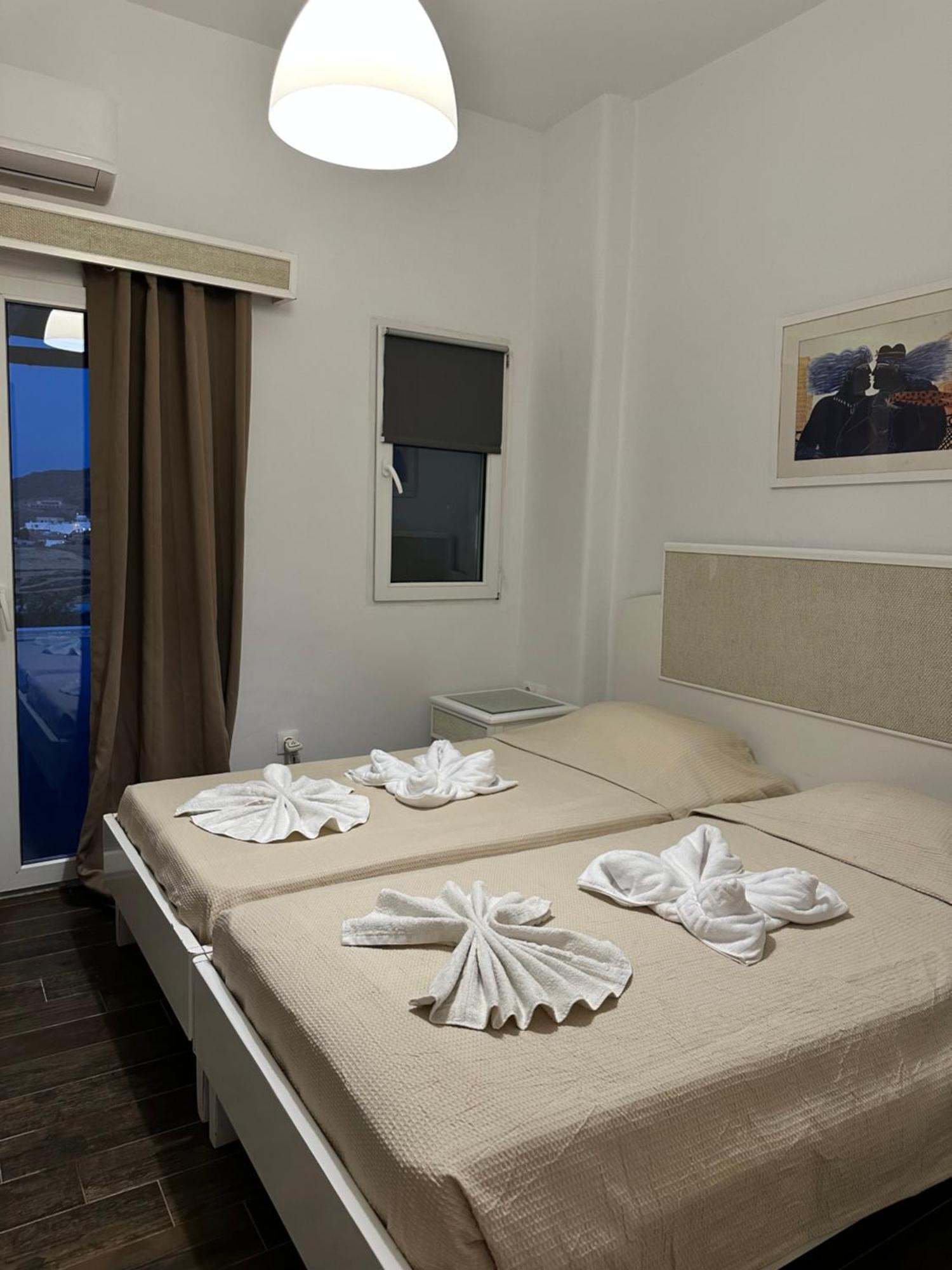 Ferienwohnung Ene'S Mykonos Klouvas Exterior foto